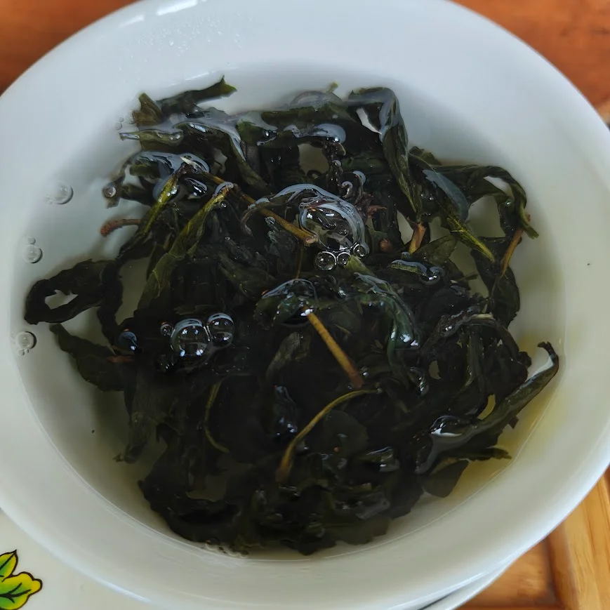Purple Gold Green steeped leaf